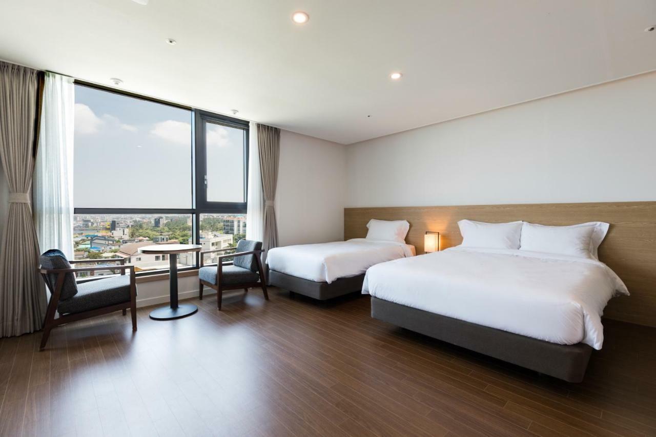 Lemain Hotel Чеджу Екстериор снимка